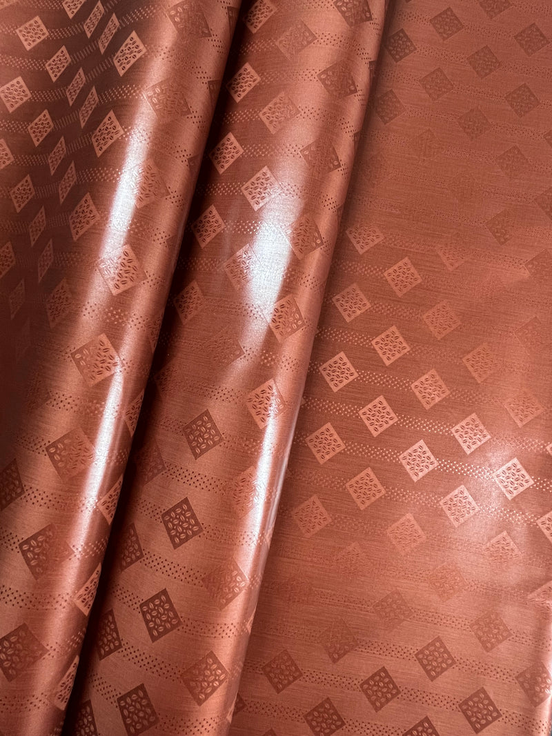101 Brocade de Luxe
