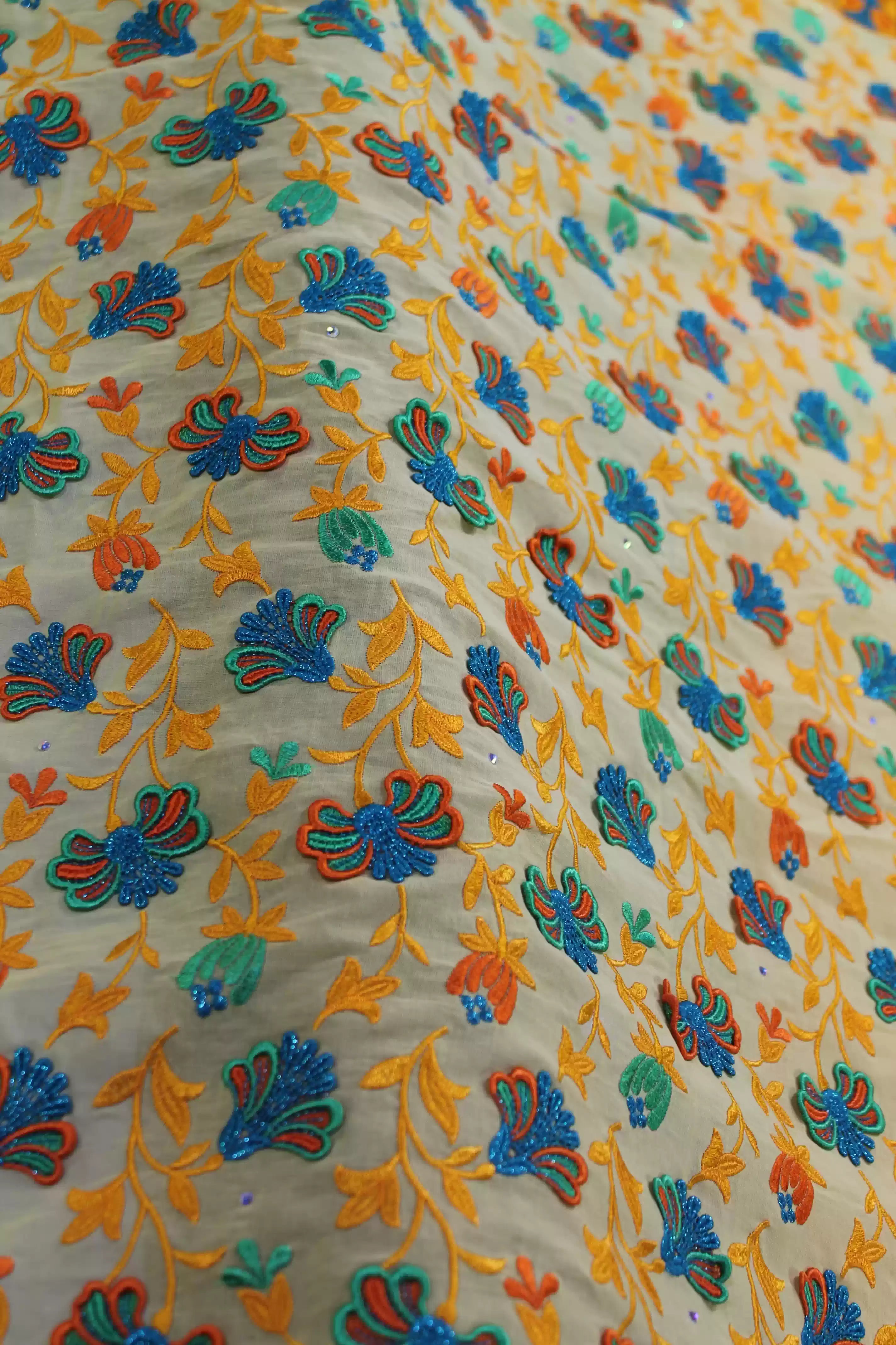 Zwitserse voile kant