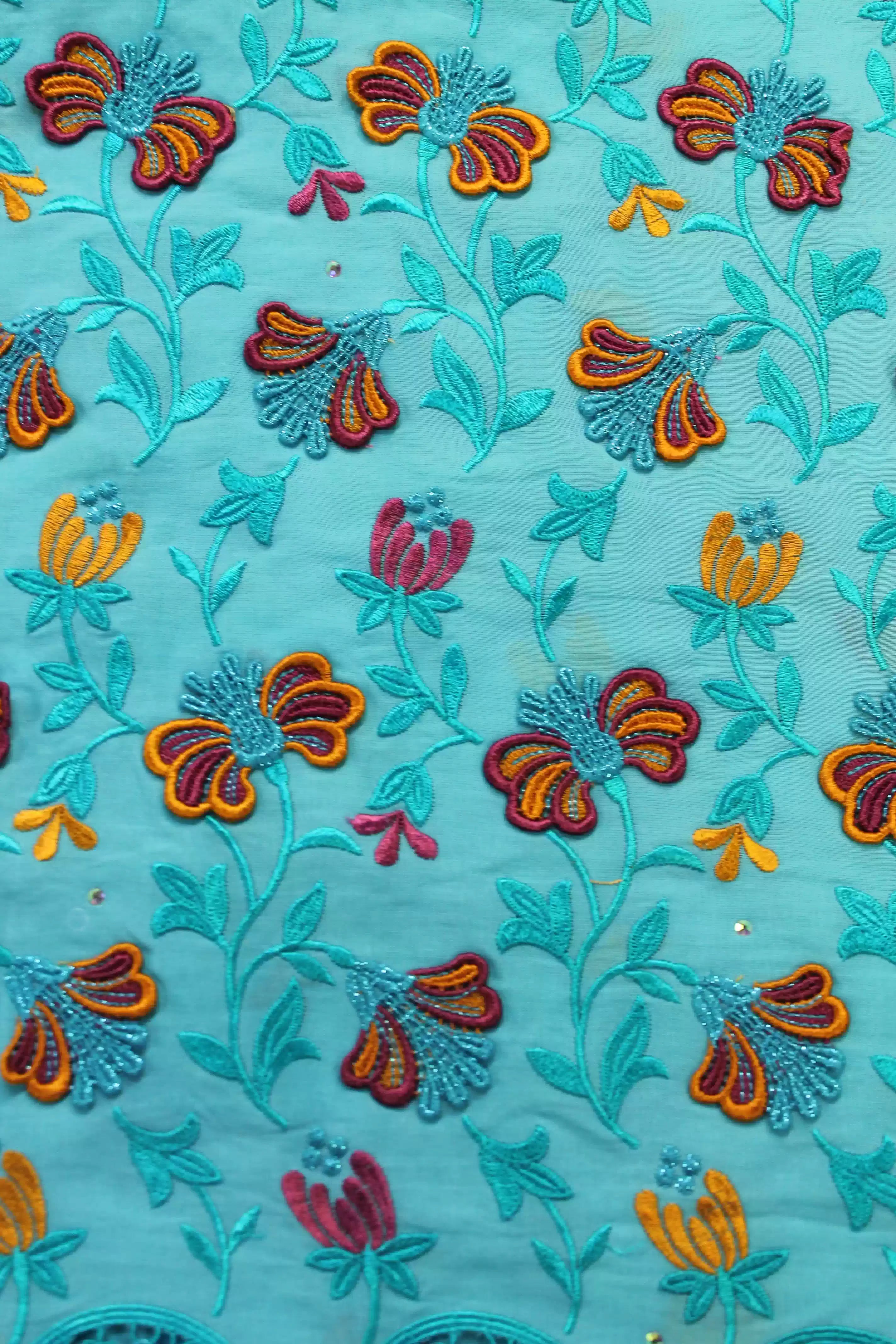 Zwitserse voile kant