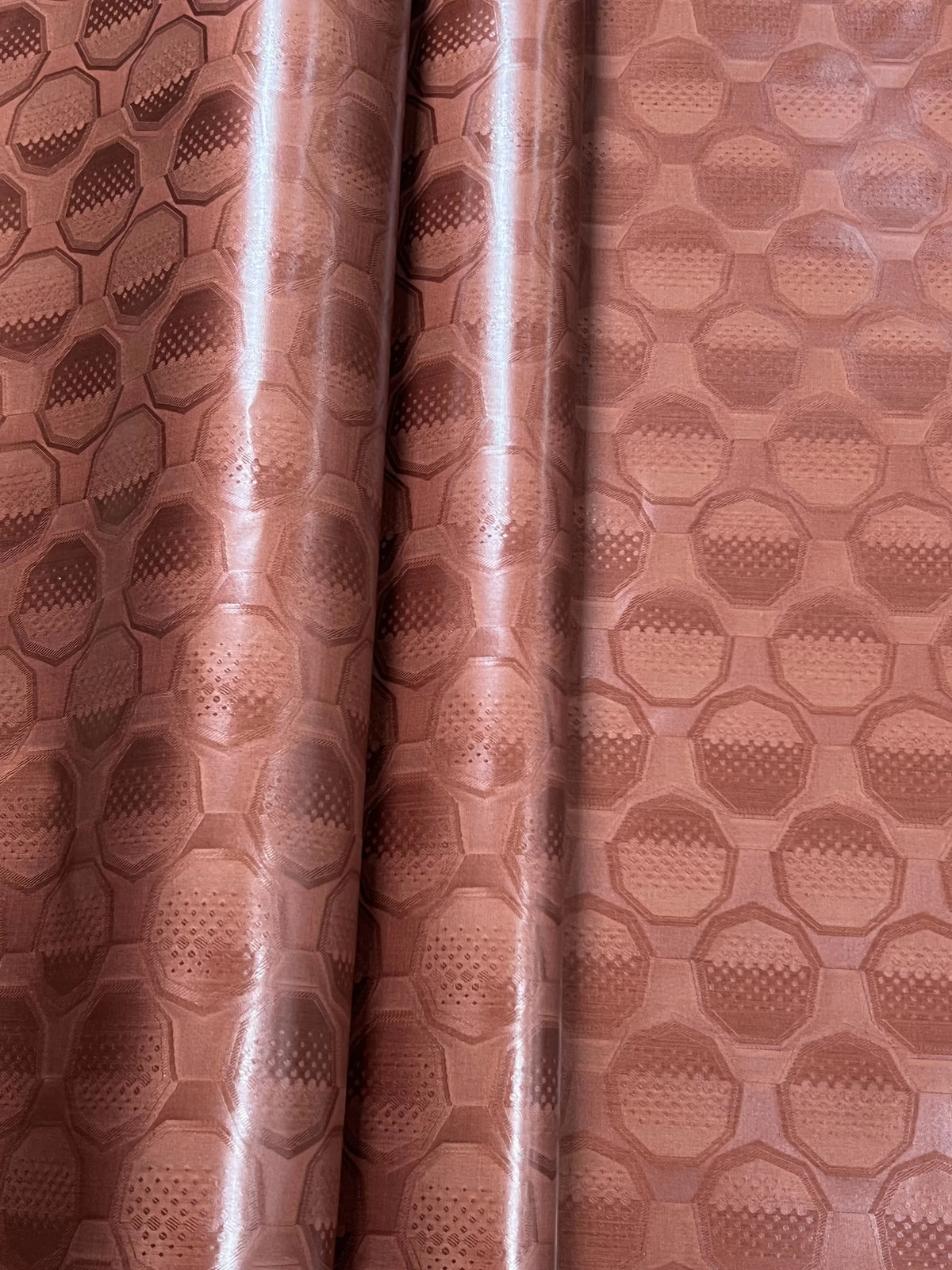 101 Brocade de Luxe