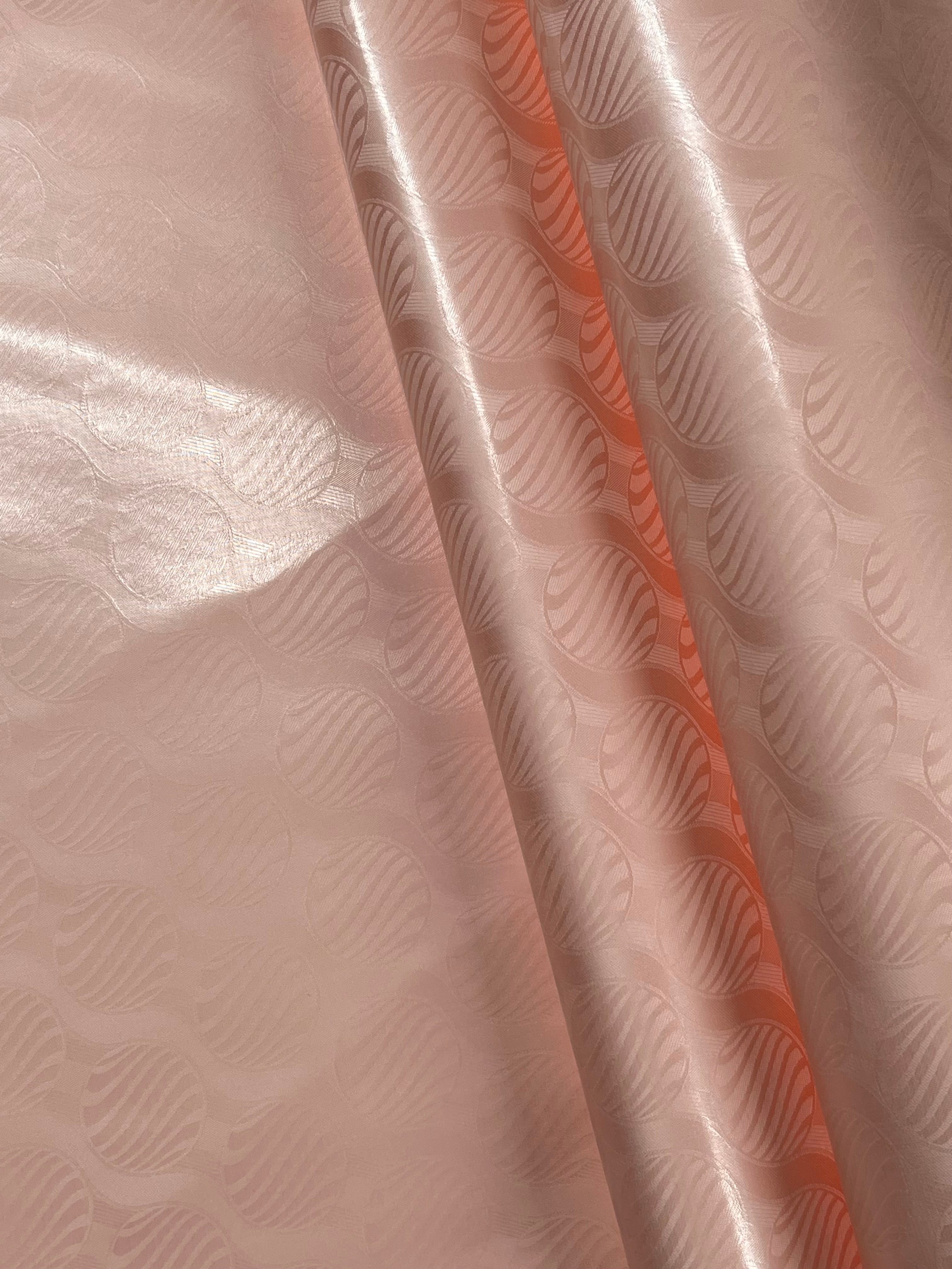 Univers Plus Bazin Riche