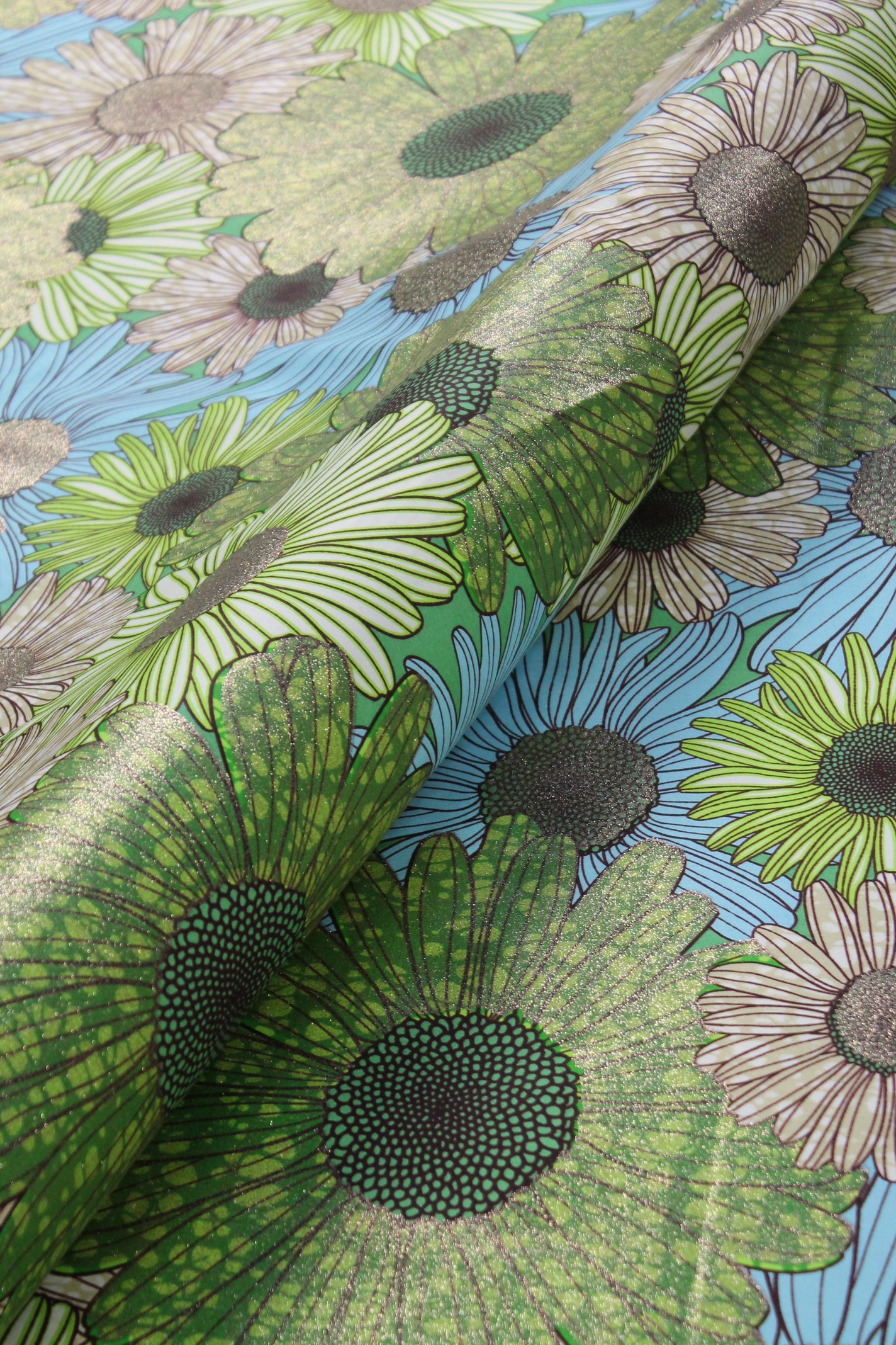 Julius Holland Crystal Shine